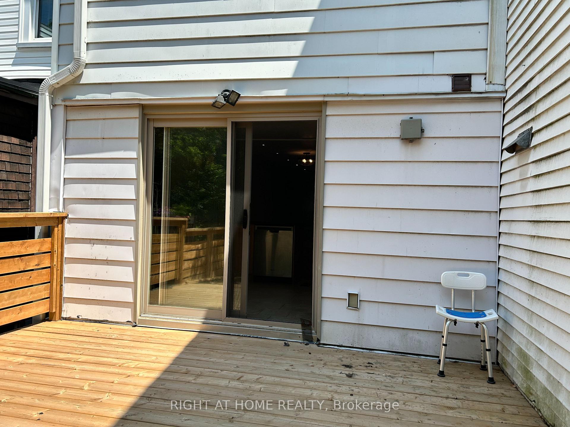 Photo 18 of 280 Kenilworth Avenue, Toronto, The Beaches — HOMEH