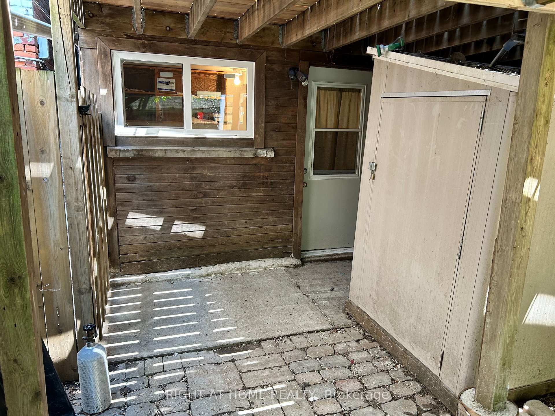 Photo 20 of 280 Kenilworth Avenue, Toronto, The Beaches — HOMEH