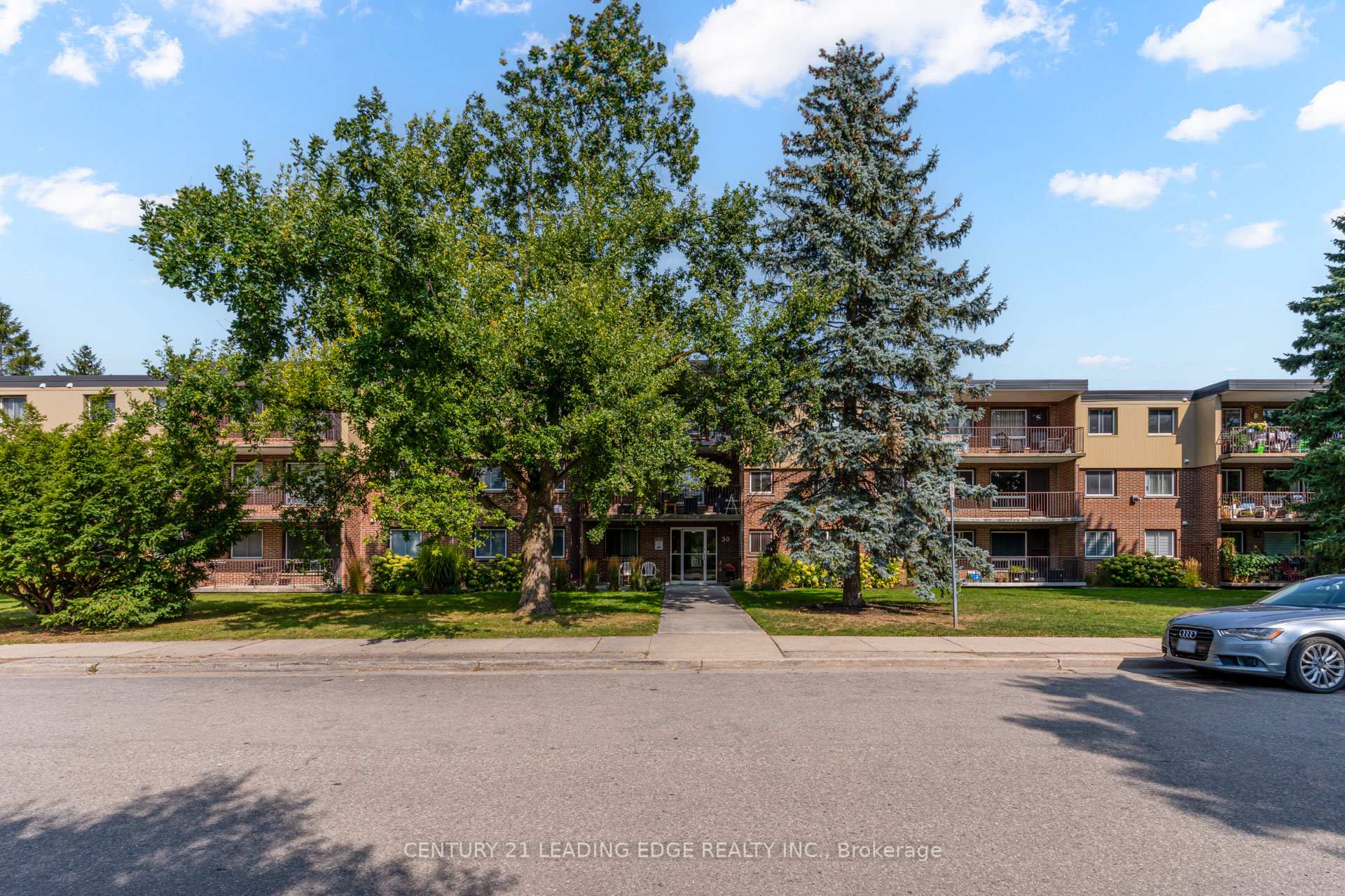 Photo 35 of Unit 314, 30 Avalon Place, Kitchener, Meinzinger — HOMEH