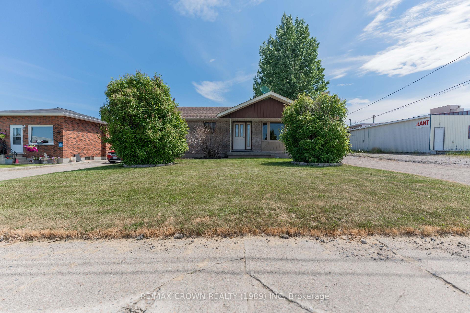 Photo 1 of 13 Third Street, Smooth Rock Falls, SRF — HOMEH
