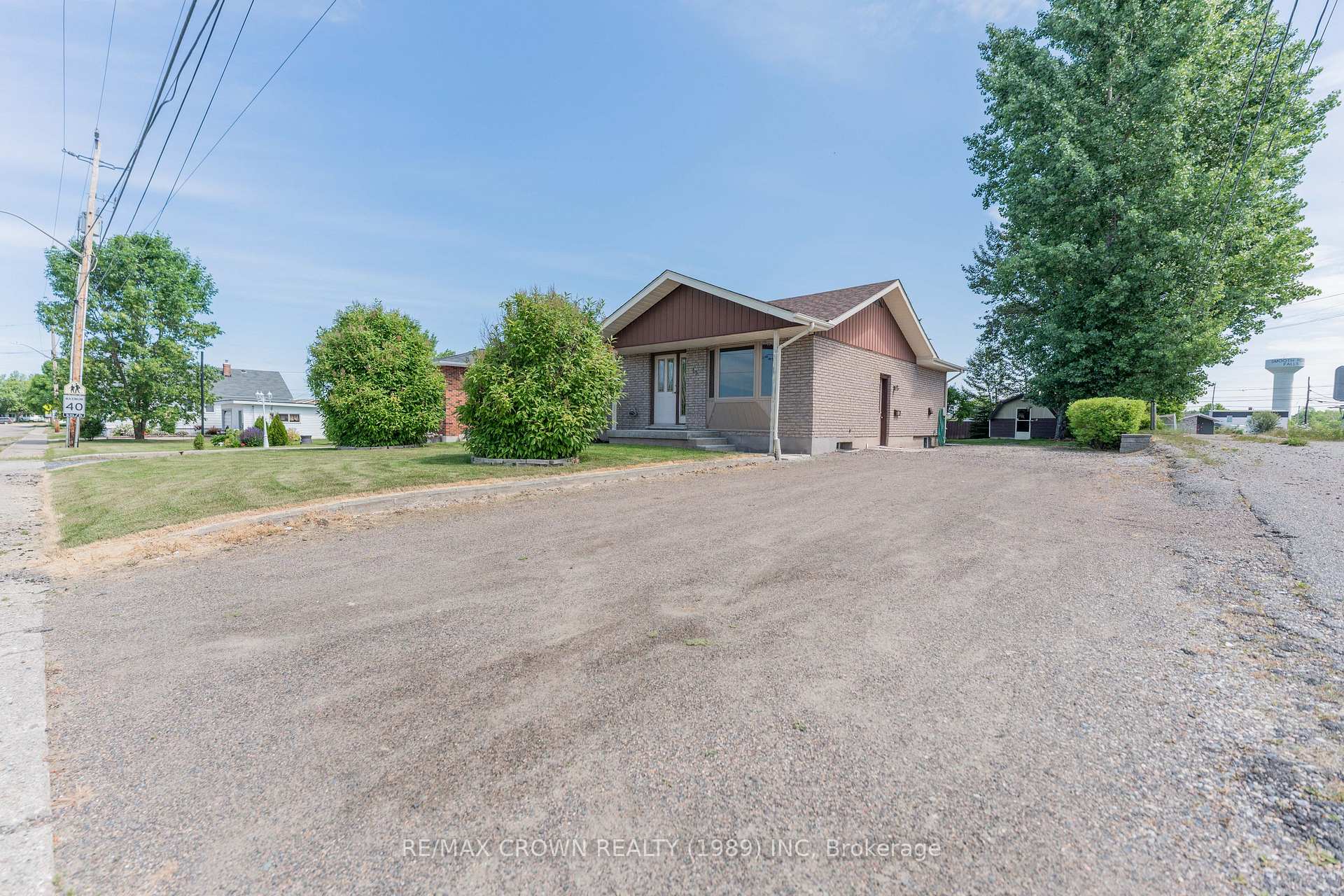 Photo 2 of 13 Third Street, Smooth Rock Falls, SRF — HOMEH