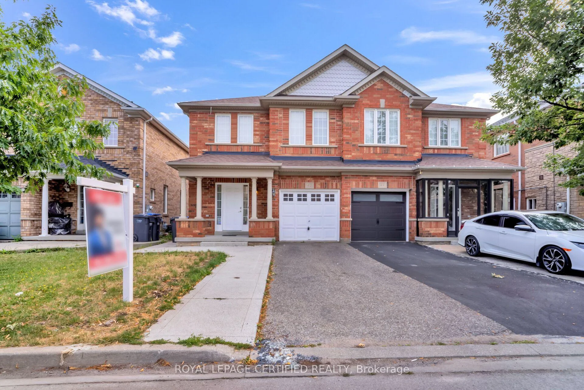 Front of 42 Trumpet Valley Boulevard