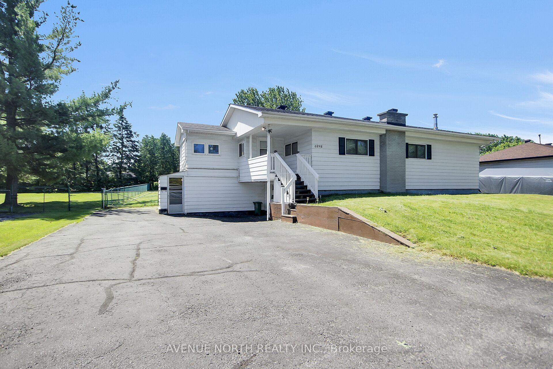 Photo 3 of 6898 Mitch Owens Road, Ottawa, Greely — HOMEH