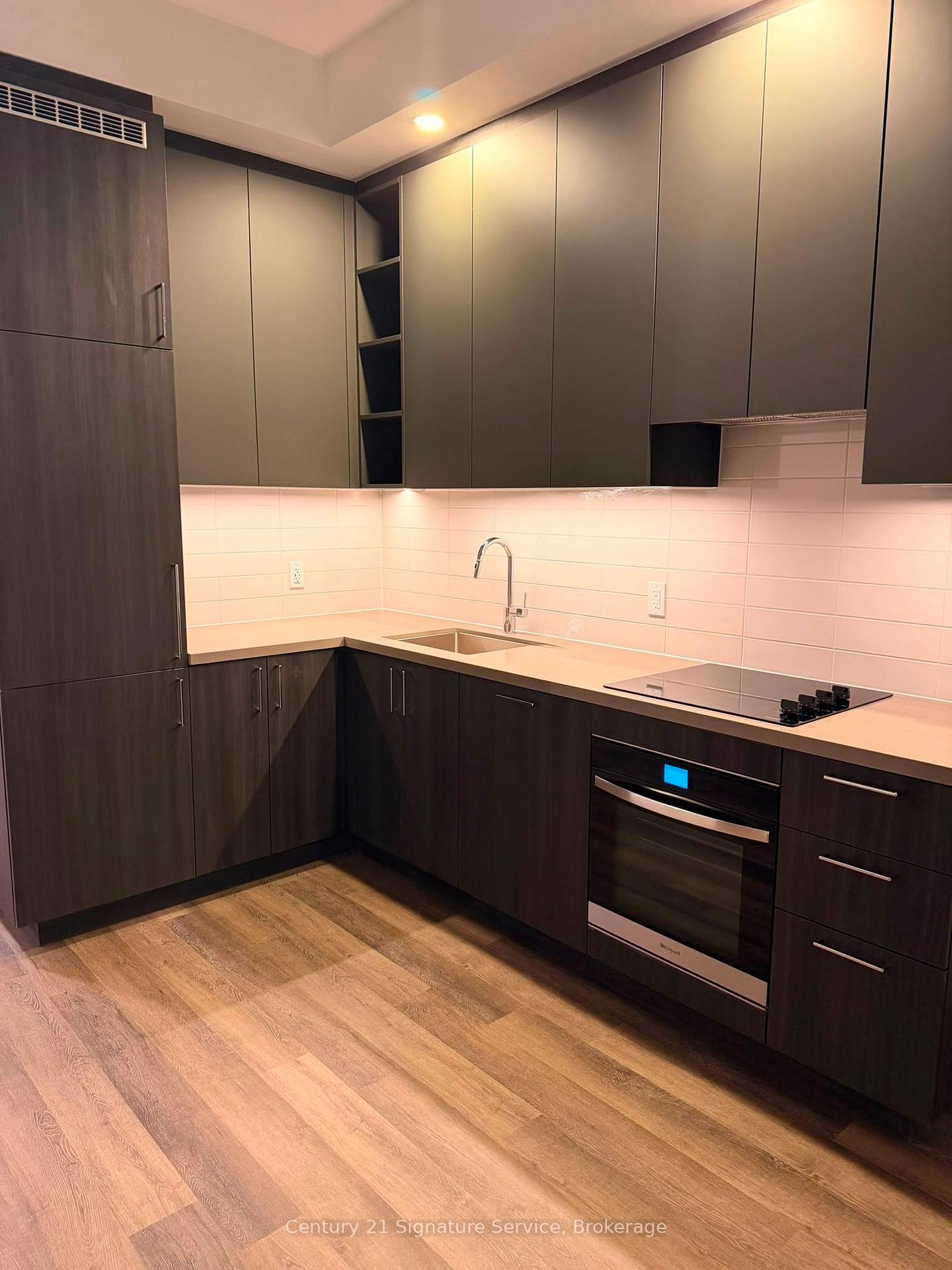 Photo 1 of Unit 315, 5 Meadowdale Road, Vaughan, Vaughan Corporate Centre — HOMEH