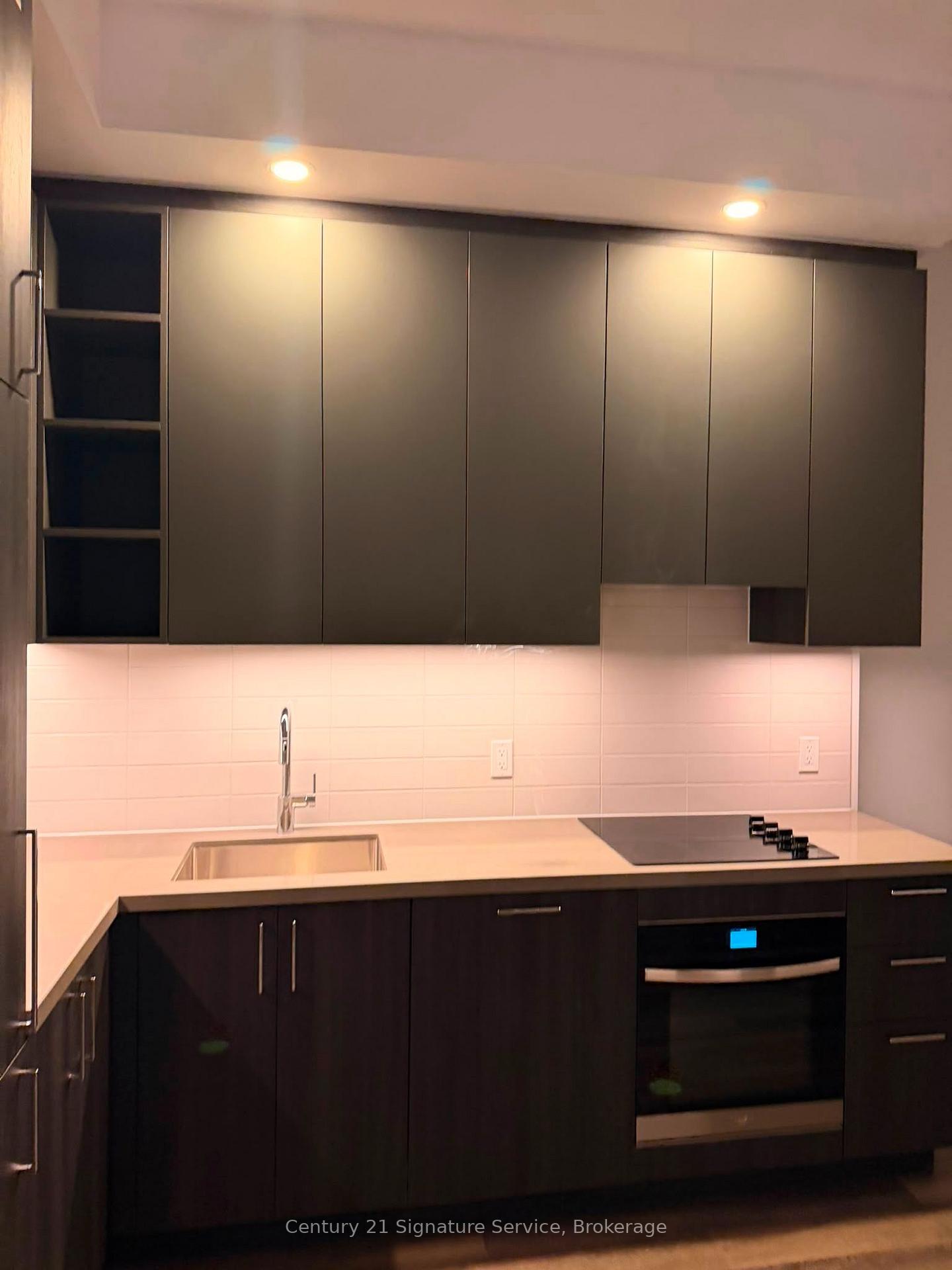 Photo 3 of Unit 315, 5 Meadowdale Road, Vaughan, Vaughan Corporate Centre — HOMEH