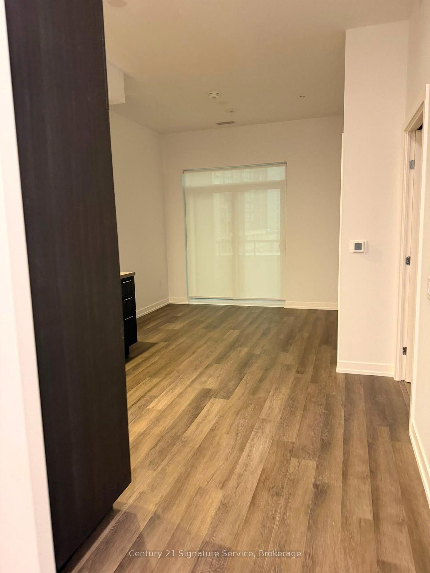 Photo 4 of Unit 315, 5 Meadowdale Road, Vaughan, Vaughan Corporate Centre — HOMEH