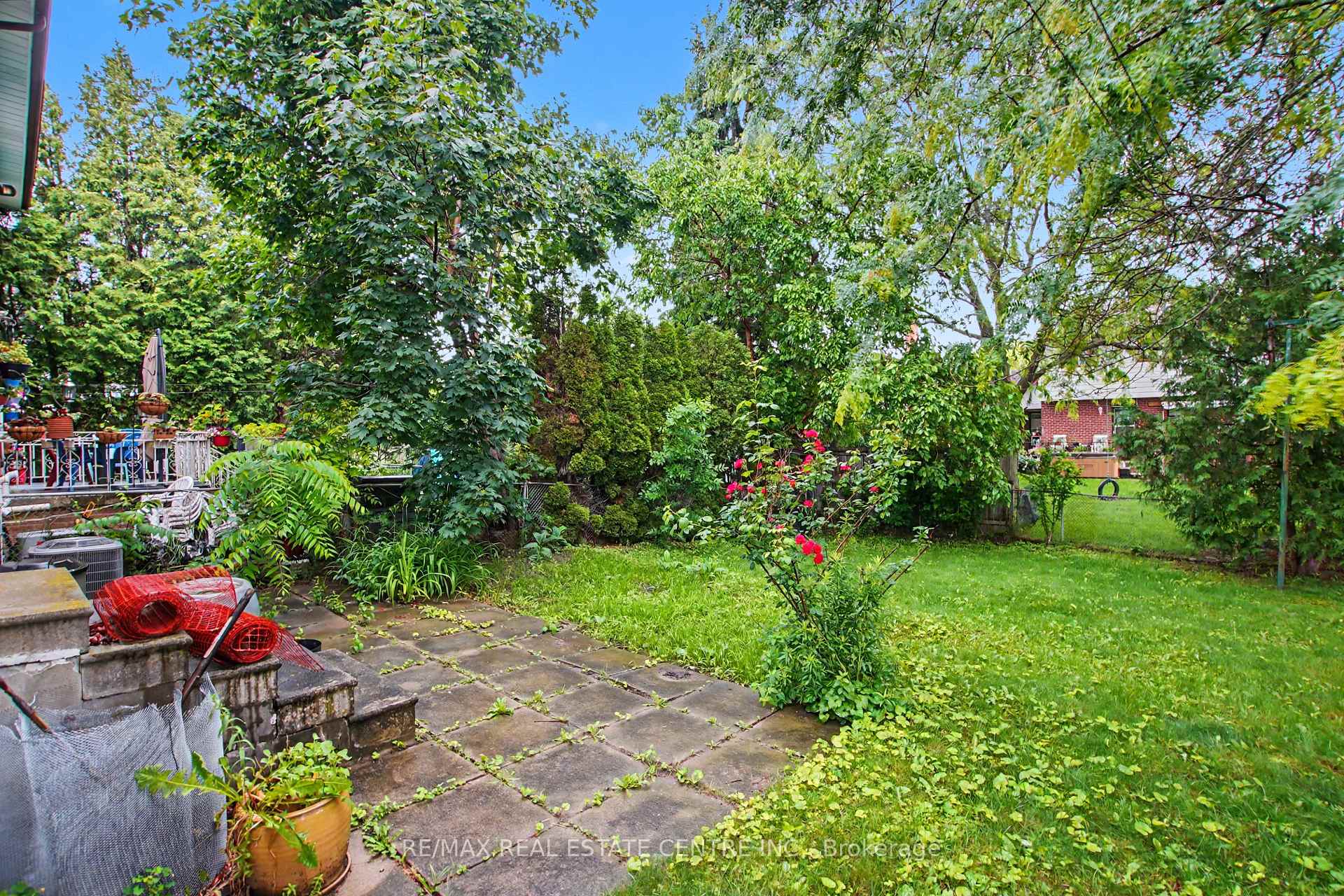 Photo 40 of 396 Pinemeadow Avenue, Mississauga, Cooksville — HOMEH