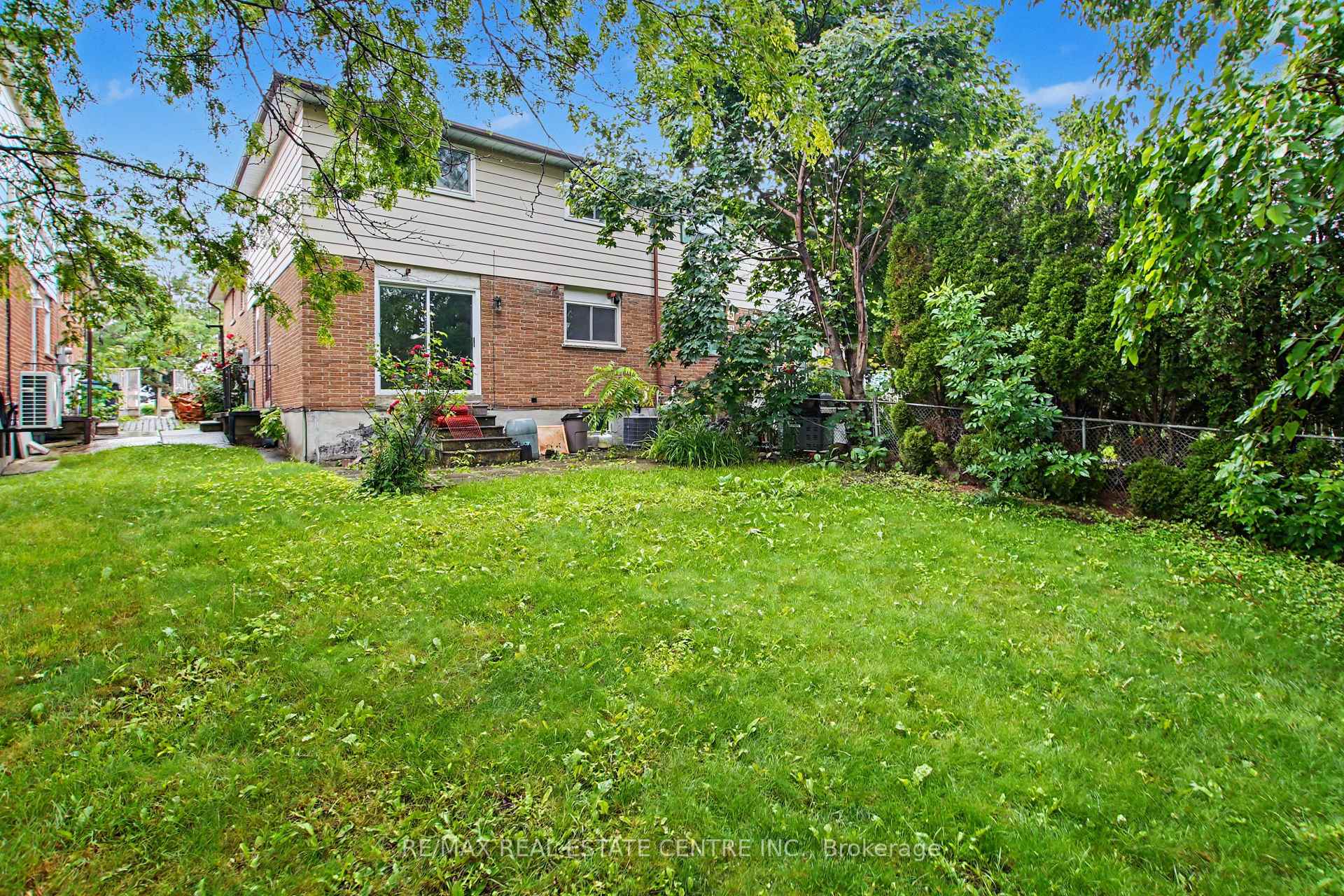 Photo 41 of 396 Pinemeadow Avenue, Mississauga, Cooksville — HOMEH