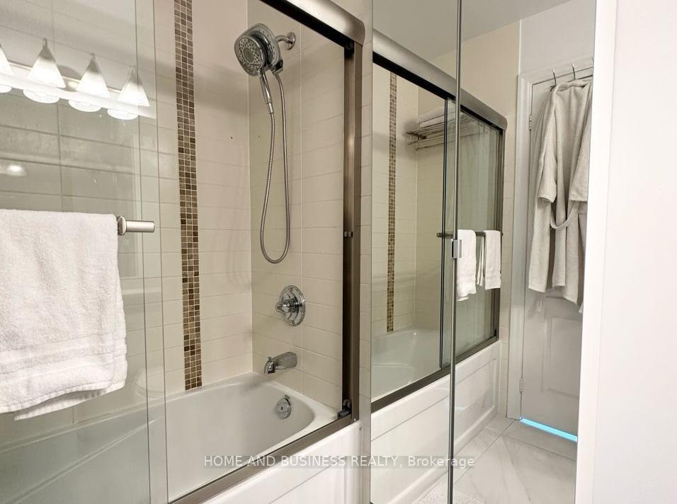 Photo 16 of Unit PH03, 3515 Kariya Drive, Mississauga, Fairview — HOMEH