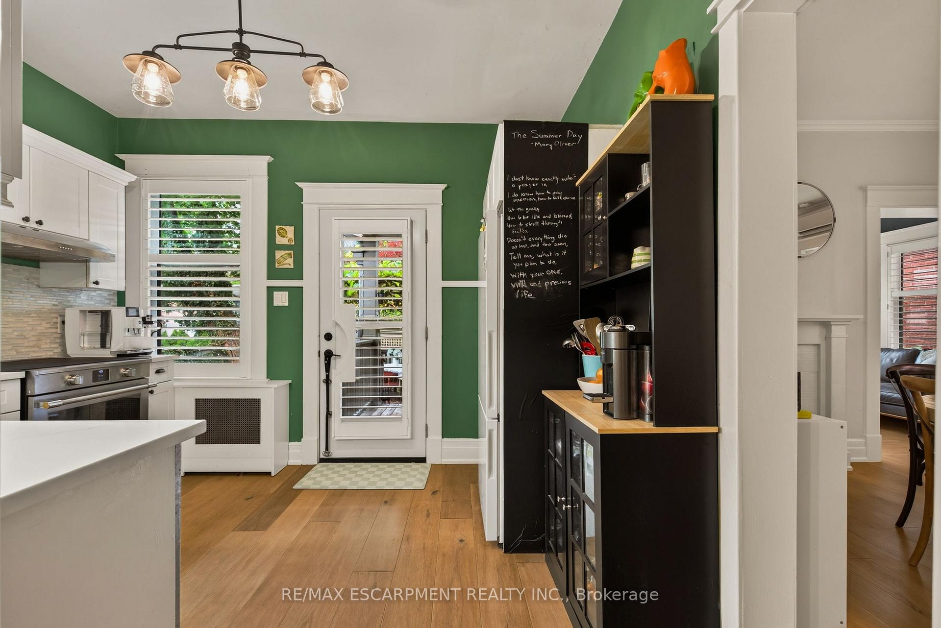 Photo 20 of 61 Mountain Avenue, Hamilton, Kirkendall — HOMEH