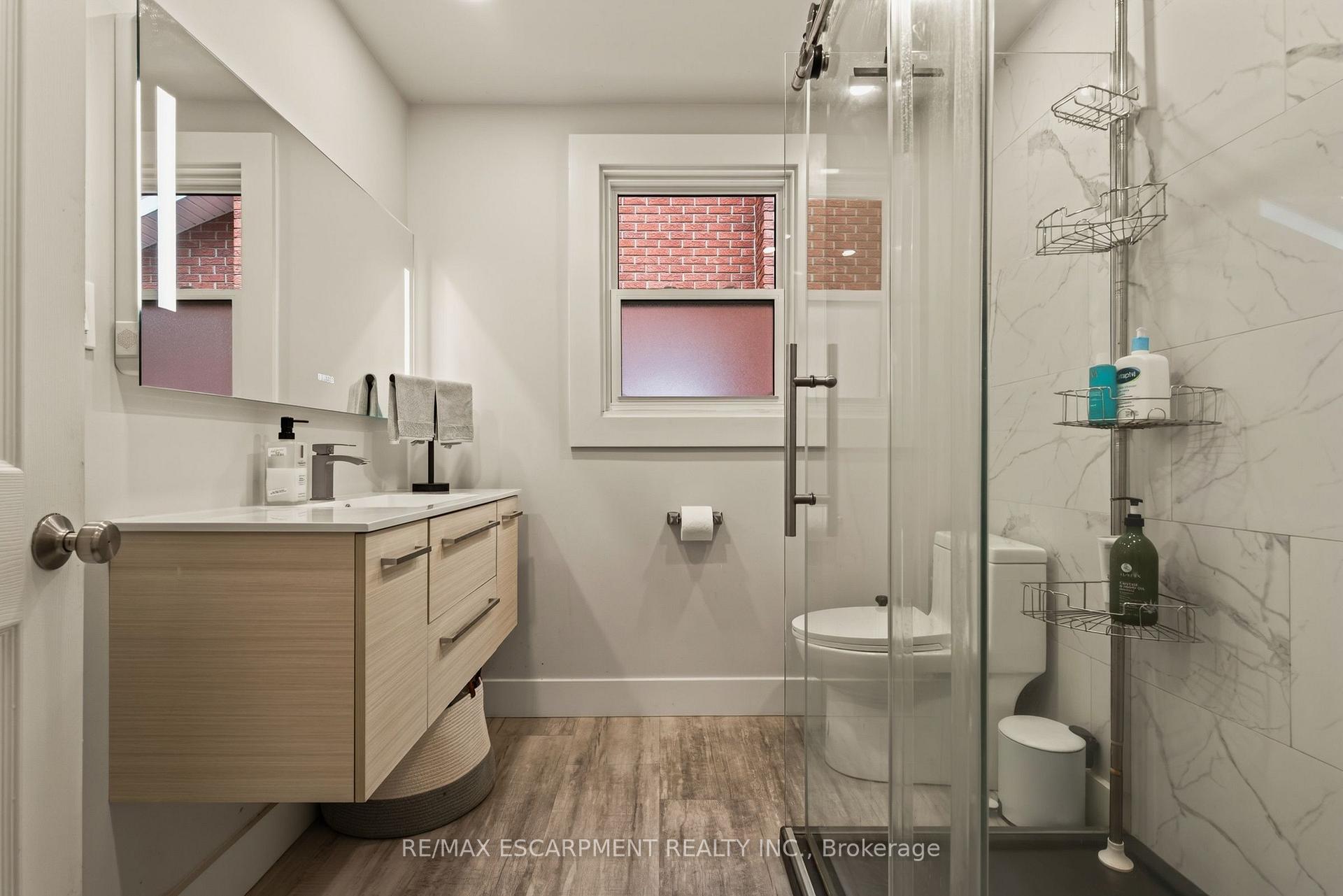 Photo 32 of 61 Mountain Avenue, Hamilton, Kirkendall — HOMEH