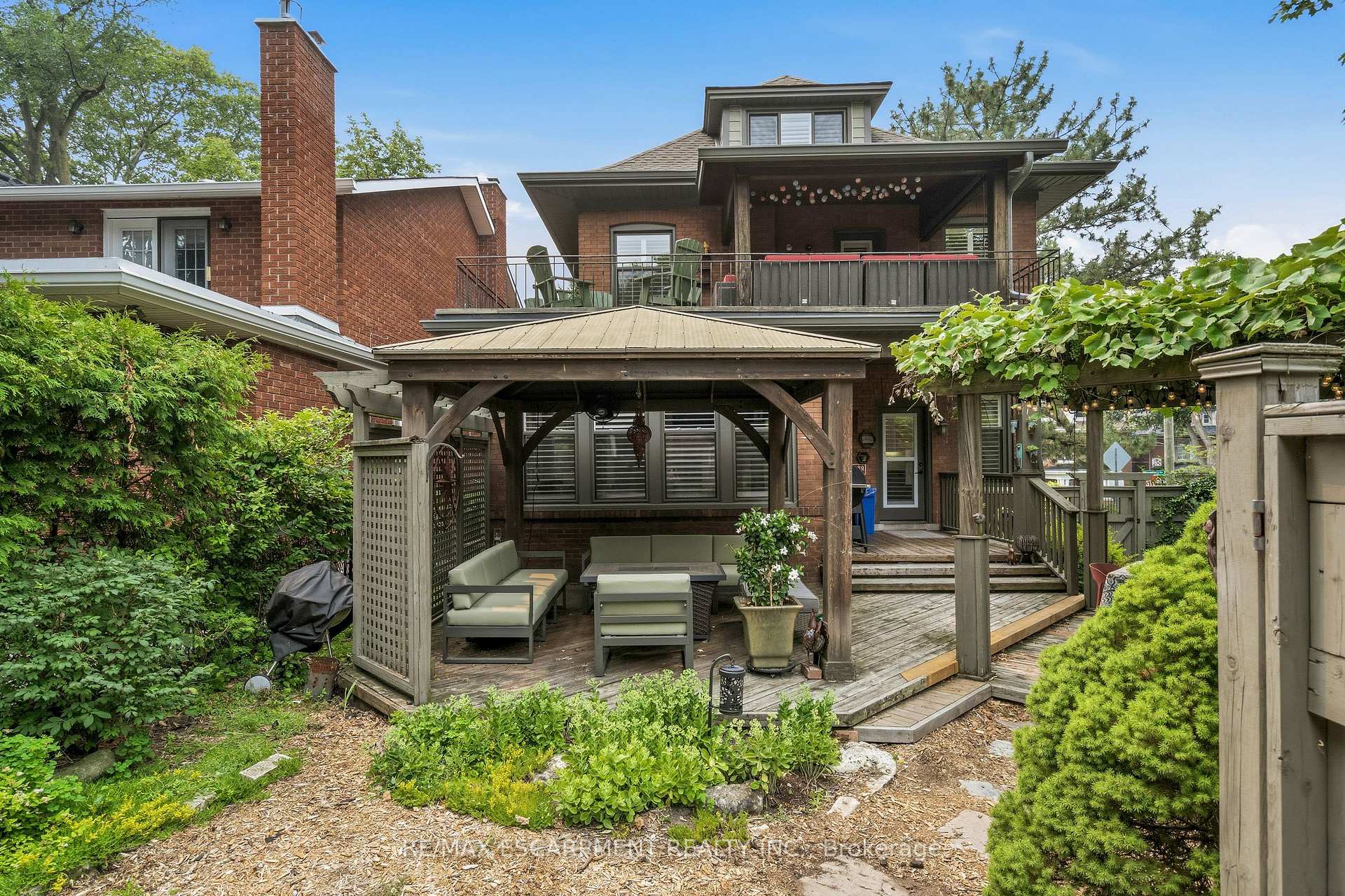 Photo 38 of 61 Mountain Avenue, Hamilton, Kirkendall — HOMEH