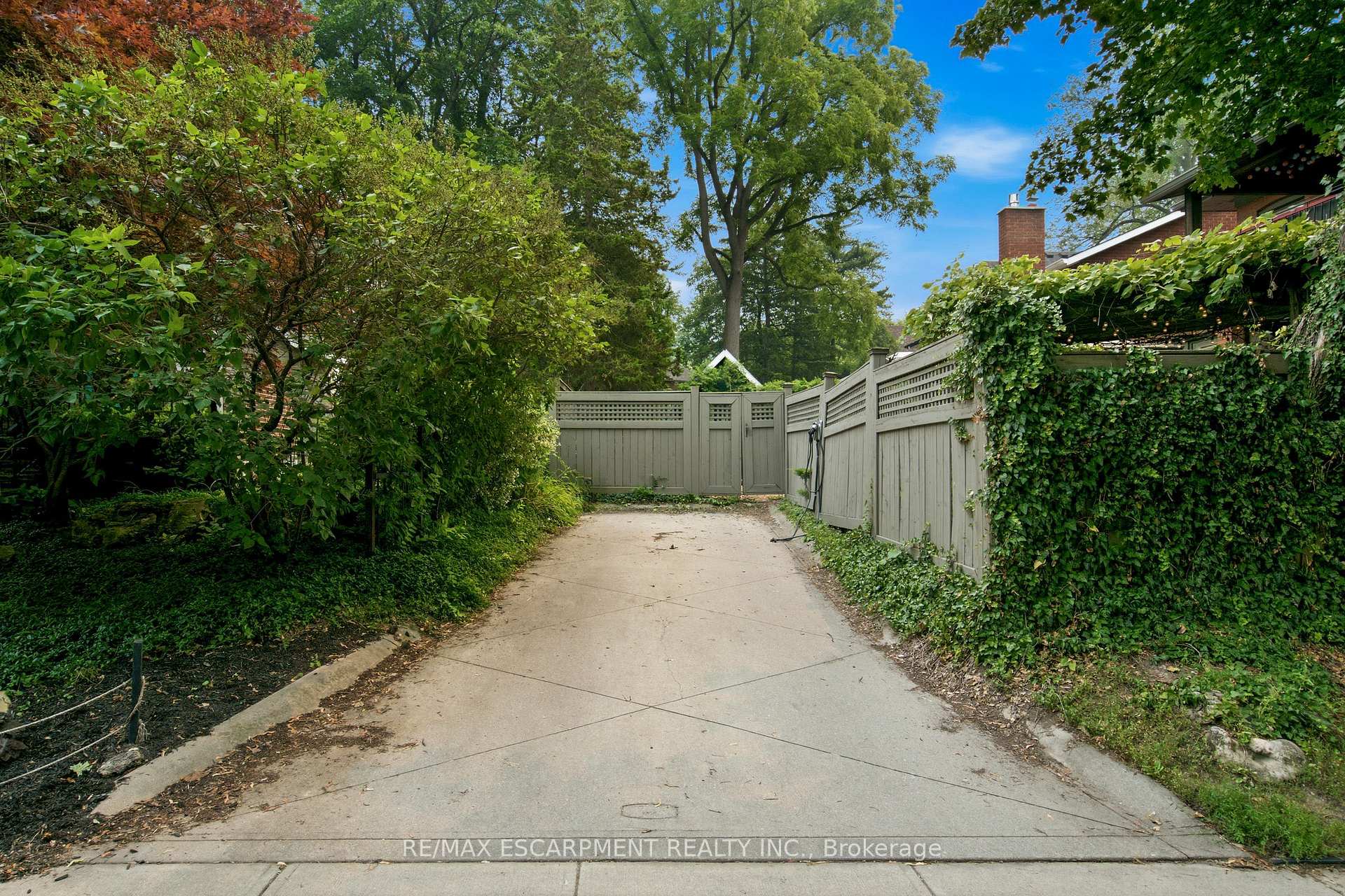 Photo 44 of 61 Mountain Avenue, Hamilton, Kirkendall — HOMEH