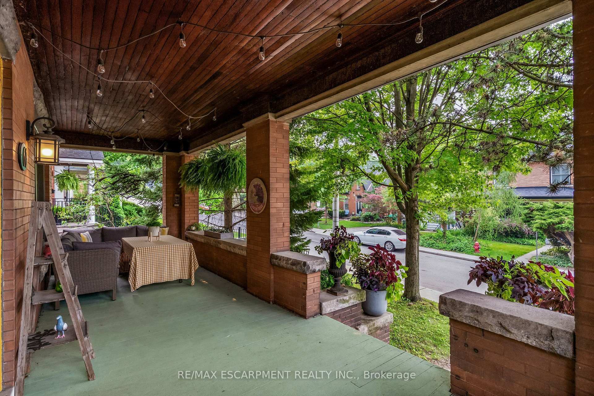 Photo 46 of 61 Mountain Avenue, Hamilton, Kirkendall — HOMEH