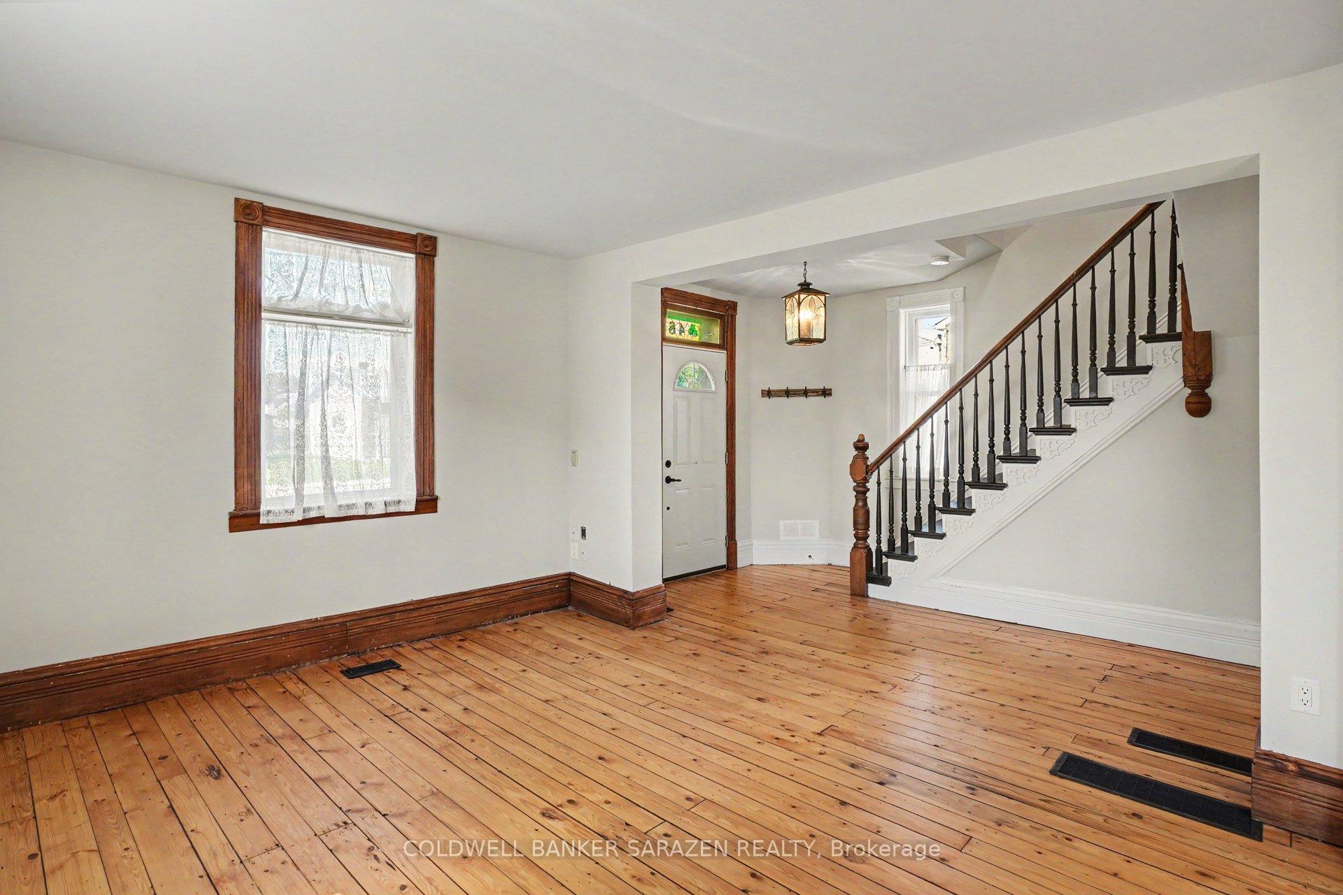 Photo 5 of 48 Norma Street S, Arnprior, Arnprior — HOMEH