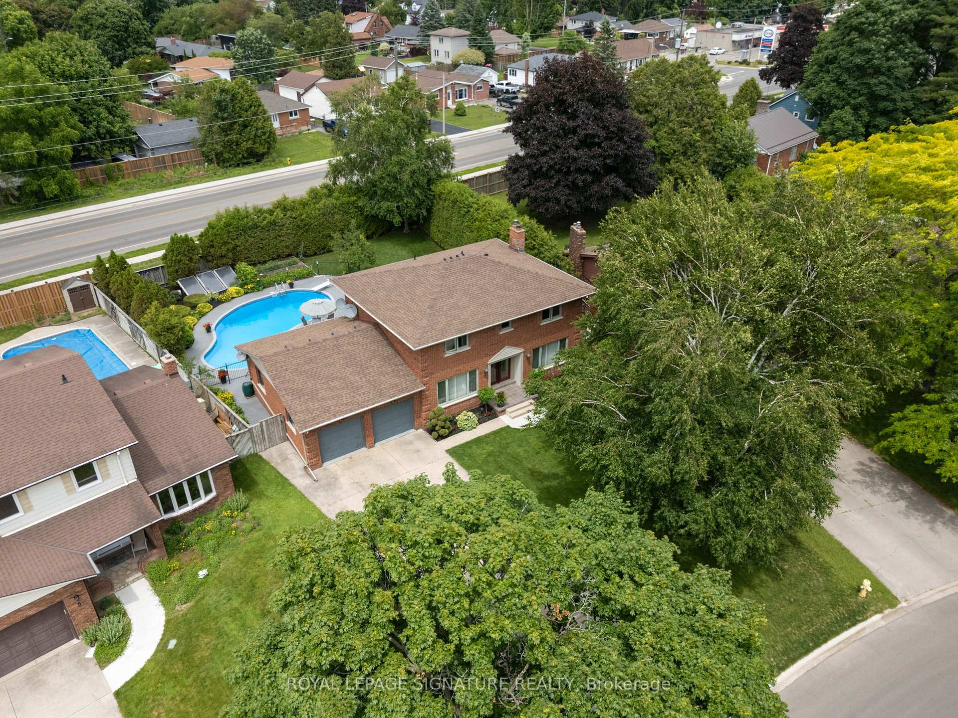 Photo 3 of 7 Thomson Road, Norfolk, Simcoe — HOMEH