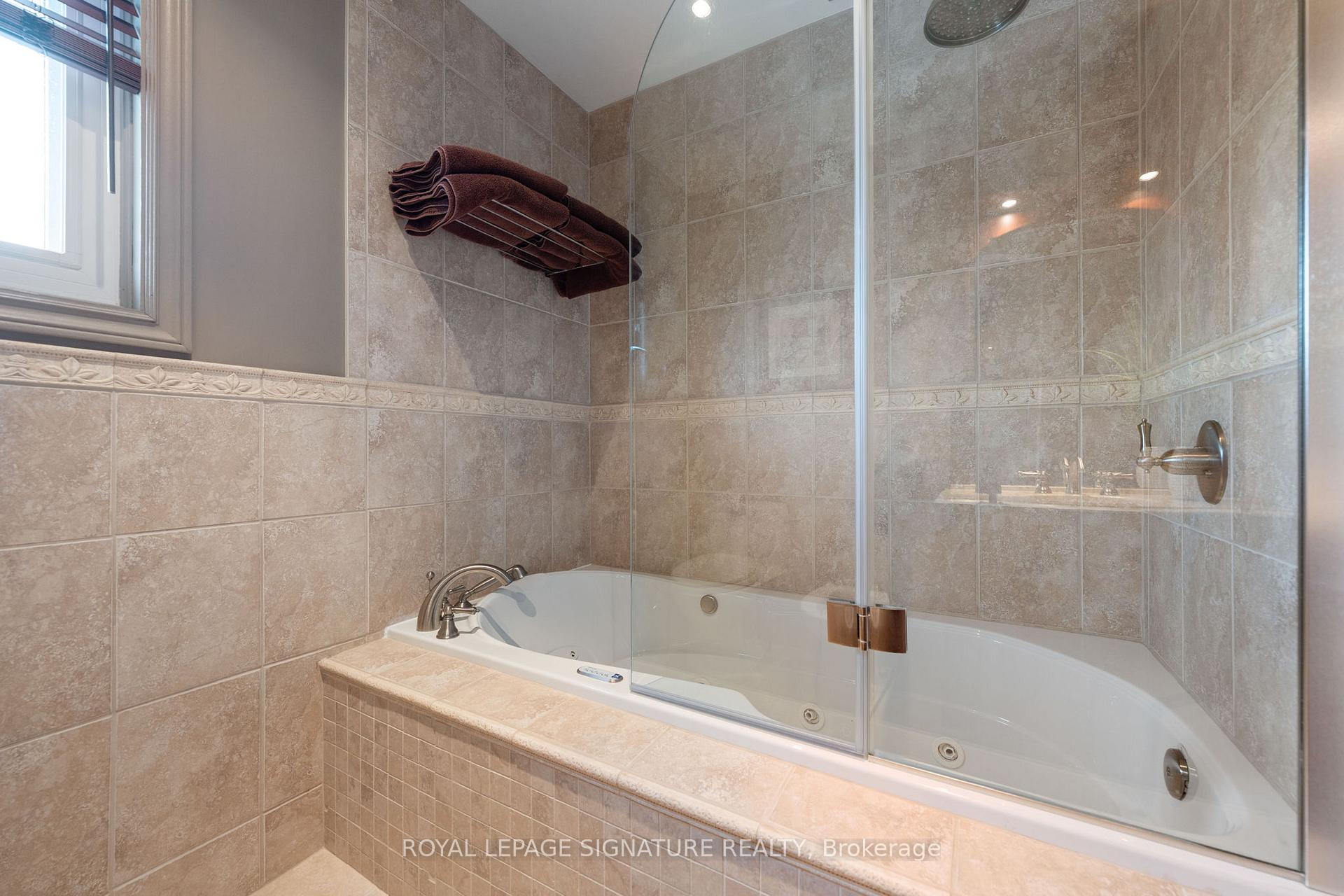Photo 24 of 7 Thomson Road, Norfolk, Simcoe — HOMEH