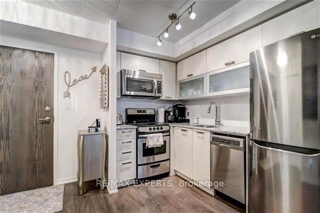 Photo 4 of Unit 552, 68 Abell Street, Toronto, Little Portugal — HOMEH