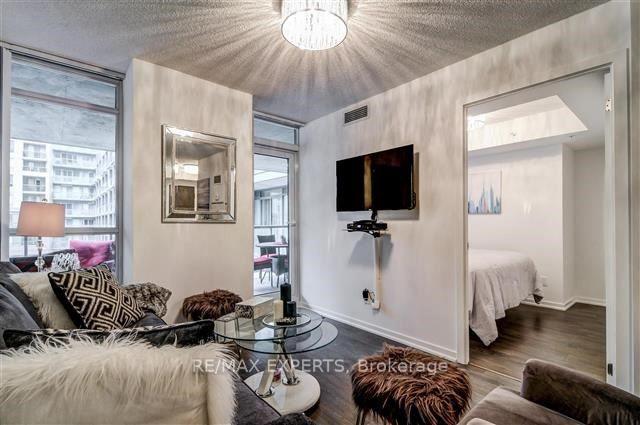Photo 6 of Unit 552, 68 Abell Street, Toronto, Little Portugal — HOMEH