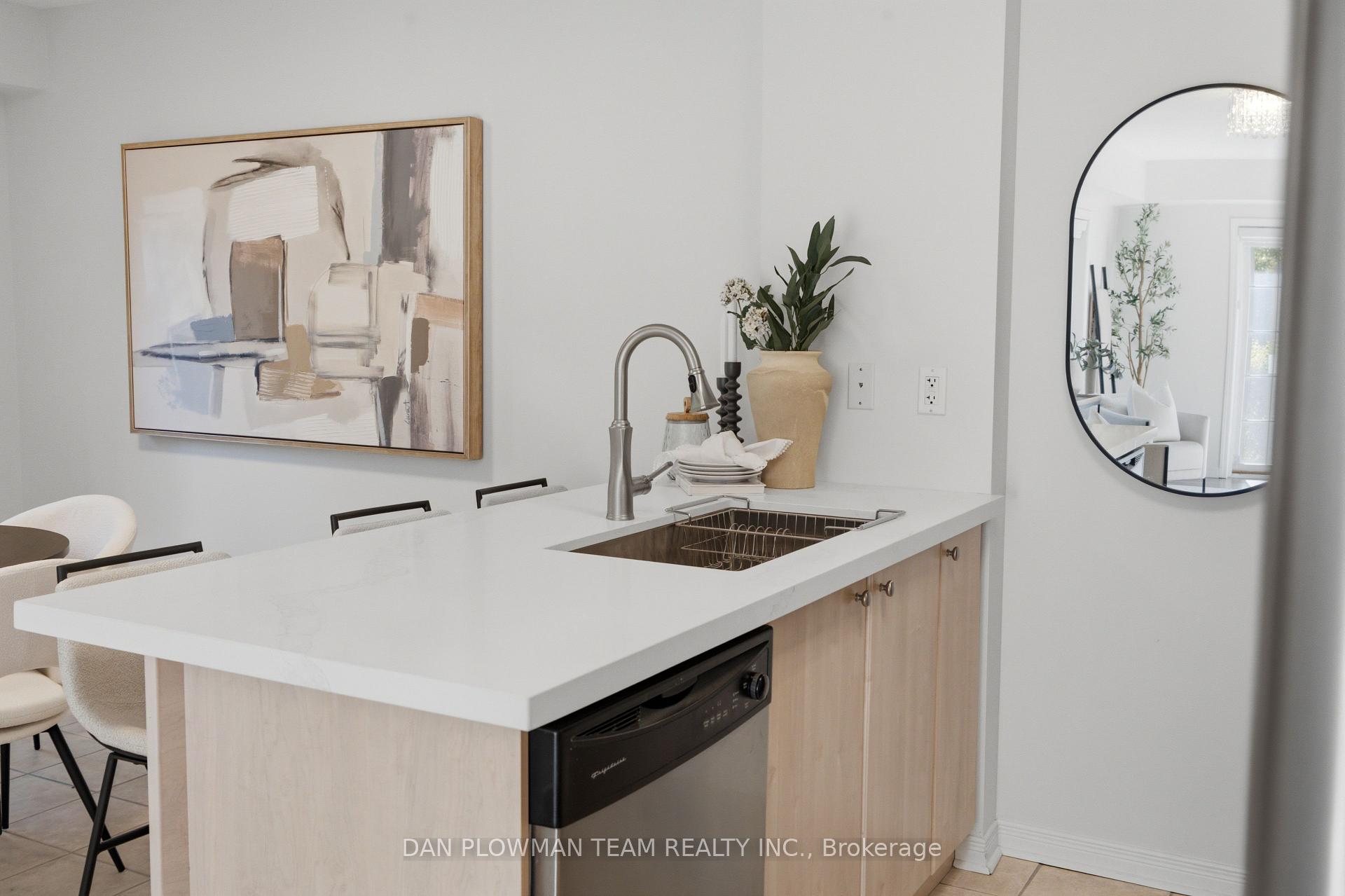Photo 14 of Unit 112, 75 Shipway Avenue, Clarington, Newcastle — HOMEH