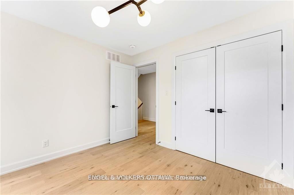 Photo 8 of Unit A, 136 Carillon Street, Ottawa, Vanier — HOMEH