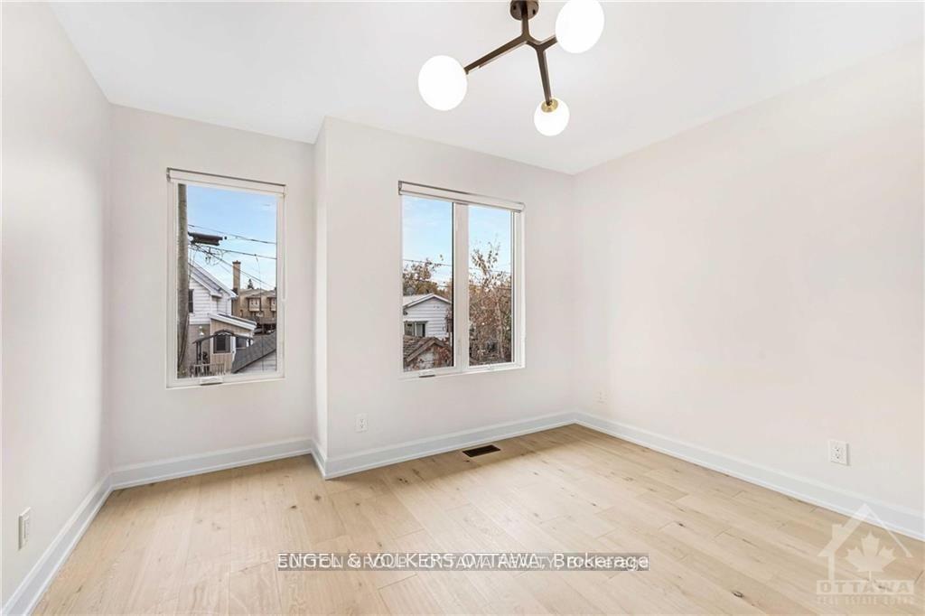 Photo 9 of Unit A, 136 Carillon Street, Ottawa, Vanier — HOMEH
