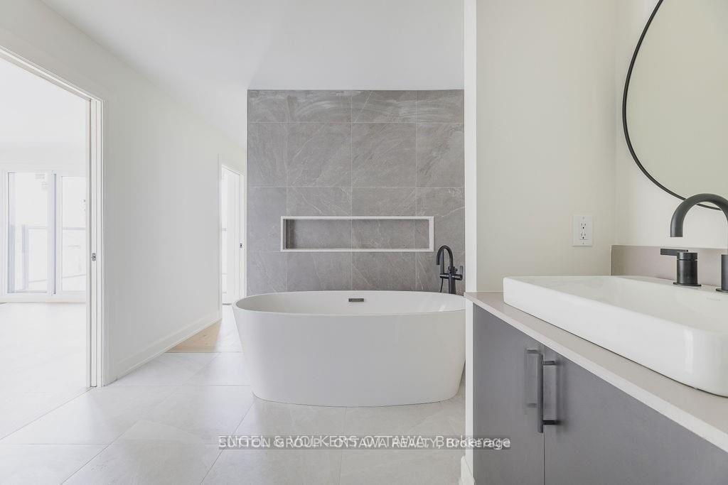 Photo 15 of Unit A, 136 Carillon Street, Ottawa, Vanier — HOMEH