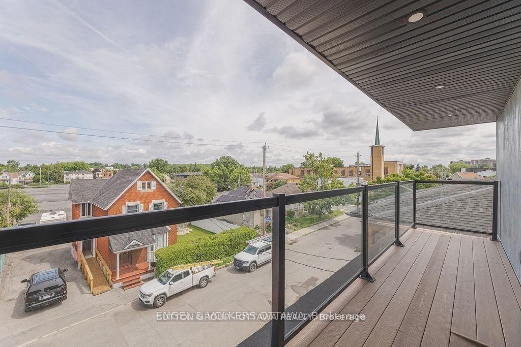 Photo 17 of Unit A, 136 Carillon Street, Ottawa, Vanier — HOMEH