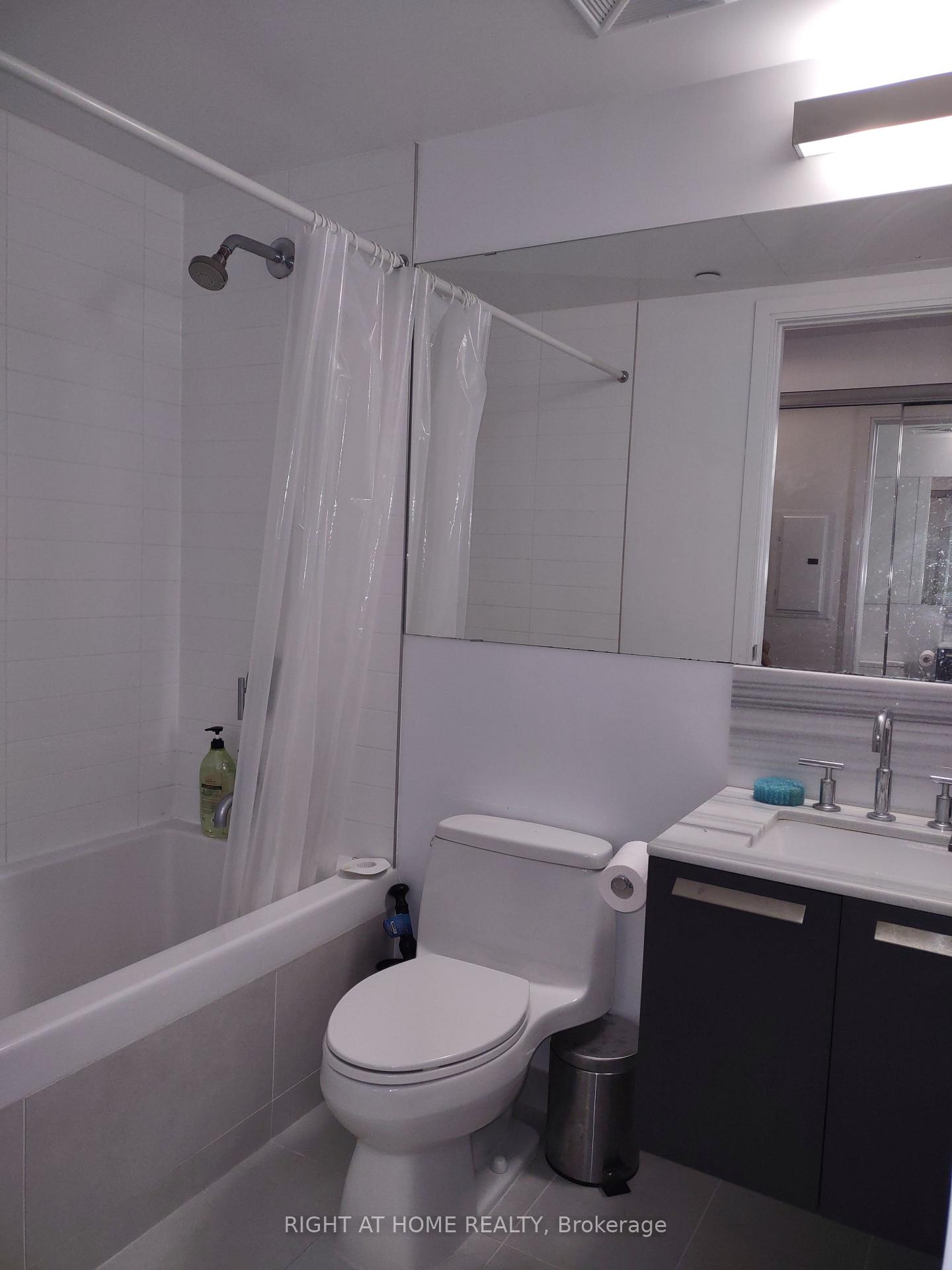 Photo 7 of Unit 1803, 42 Charles Street E, Toronto, Church-Yonge Corridor — HOMEH