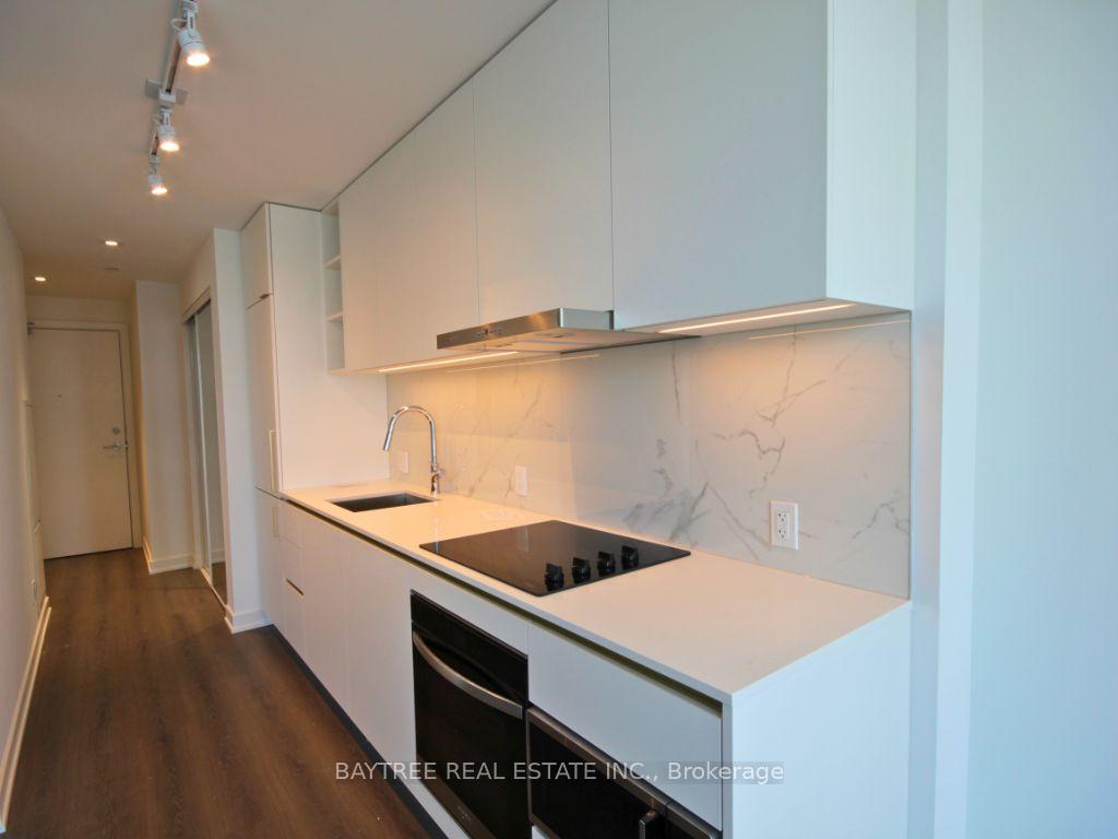 Photo 2 of Unit 3106, 8 Wellesley Street W, Toronto, Bay Street Corridor — HOMEH