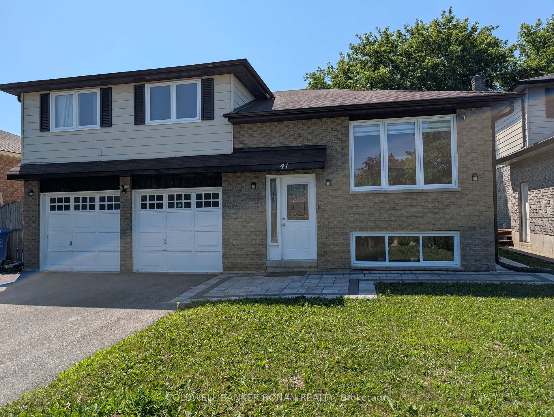 Photo 3 of 41 Camrose Drive, Georgina, Keswick South — HOMEH