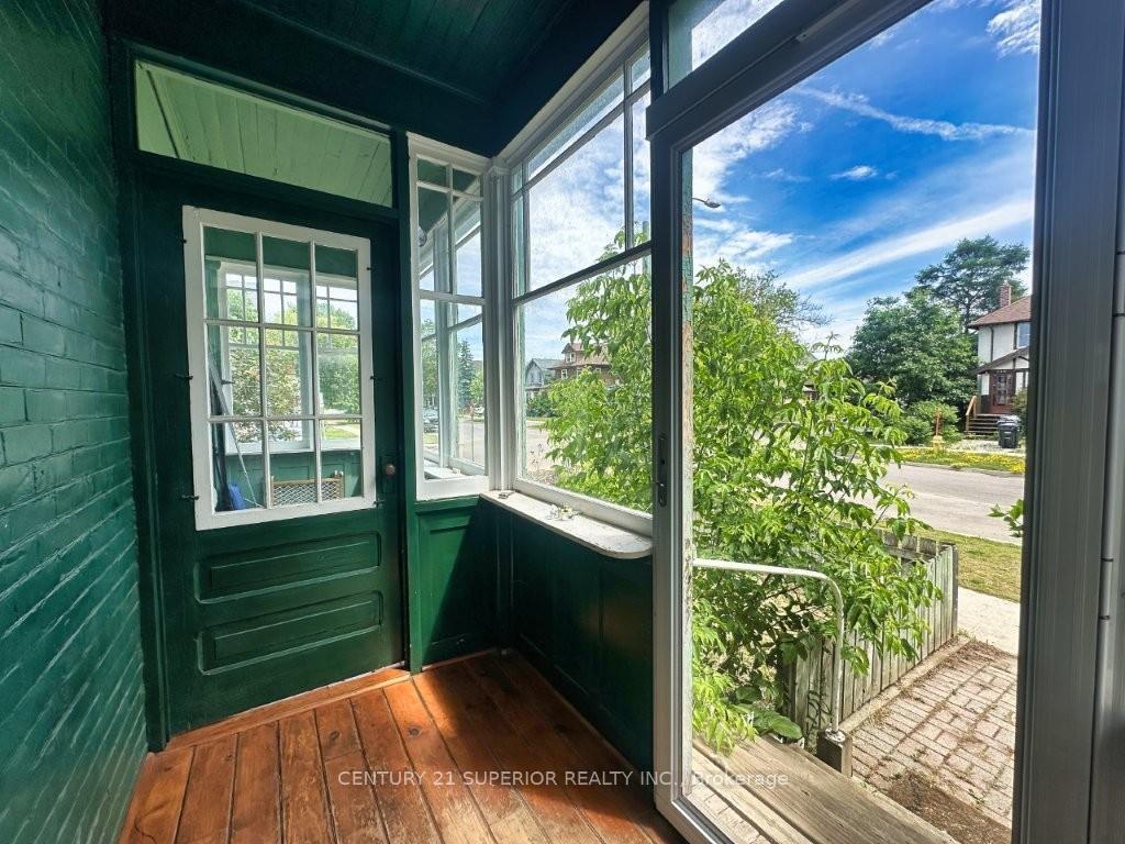 Photo 5 of 241 Syndicate Ave N, Thunder Bay, McKeller Park — HOMEH