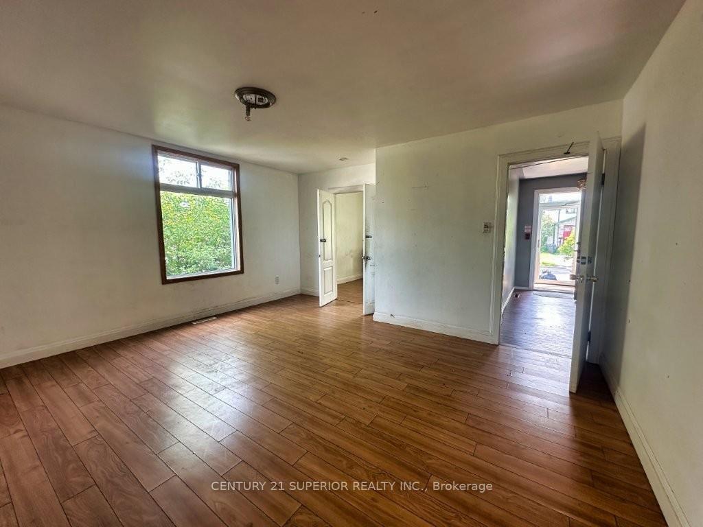 Photo 9 of 241 Syndicate Ave N, Thunder Bay, McKeller Park — HOMEH