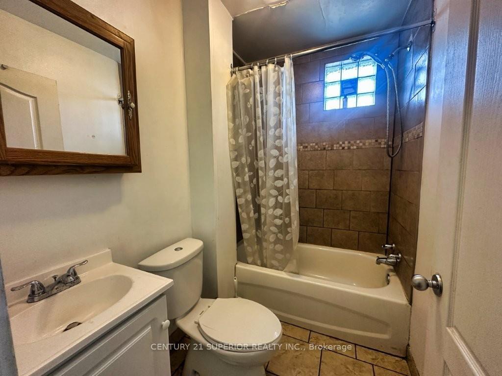 Photo 19 of 241 Syndicate Ave N, Thunder Bay, McKeller Park — HOMEH