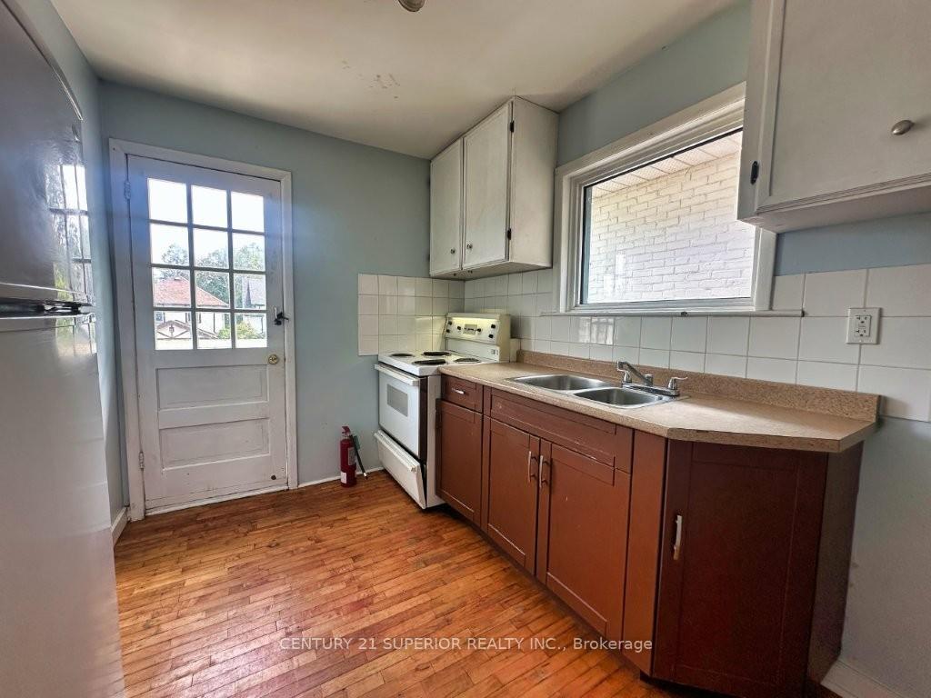 Photo 21 of 241 Syndicate Ave N, Thunder Bay, McKeller Park — HOMEH