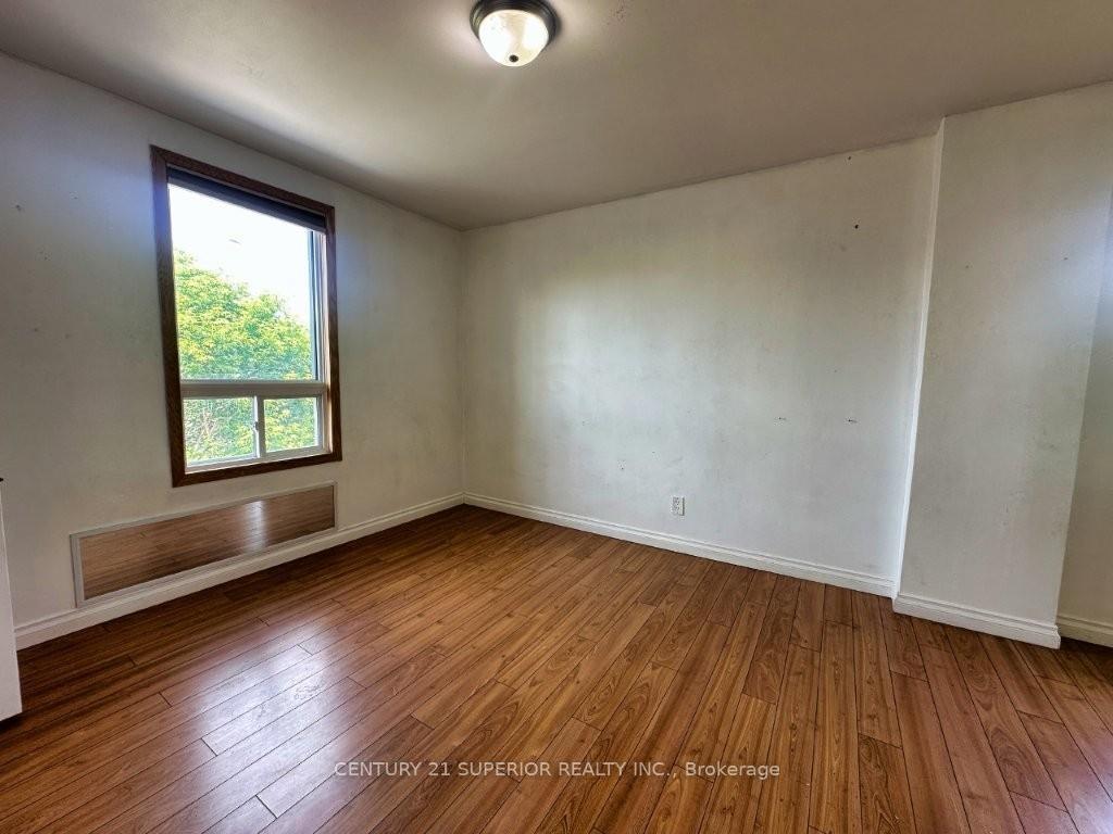 Photo 28 of 241 Syndicate Ave N, Thunder Bay, McKeller Park — HOMEH