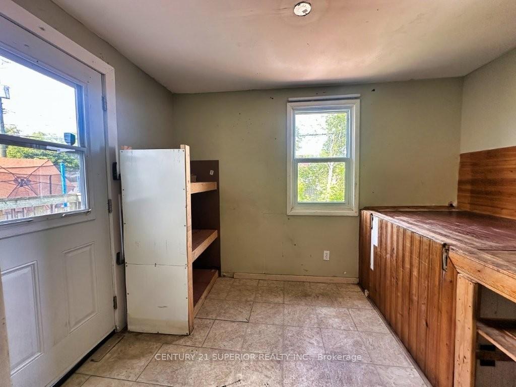 Photo 41 of 241 Syndicate Ave N, Thunder Bay, McKeller Park — HOMEH