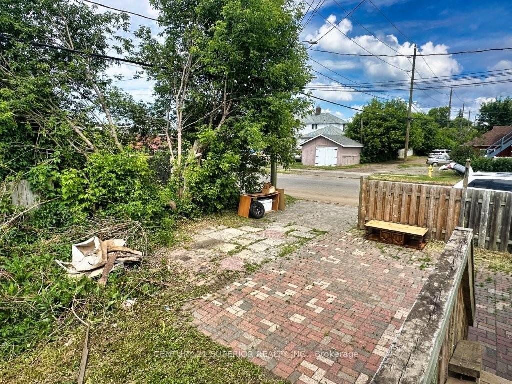 Photo 49 of 241 Syndicate Ave N, Thunder Bay, McKeller Park — HOMEH