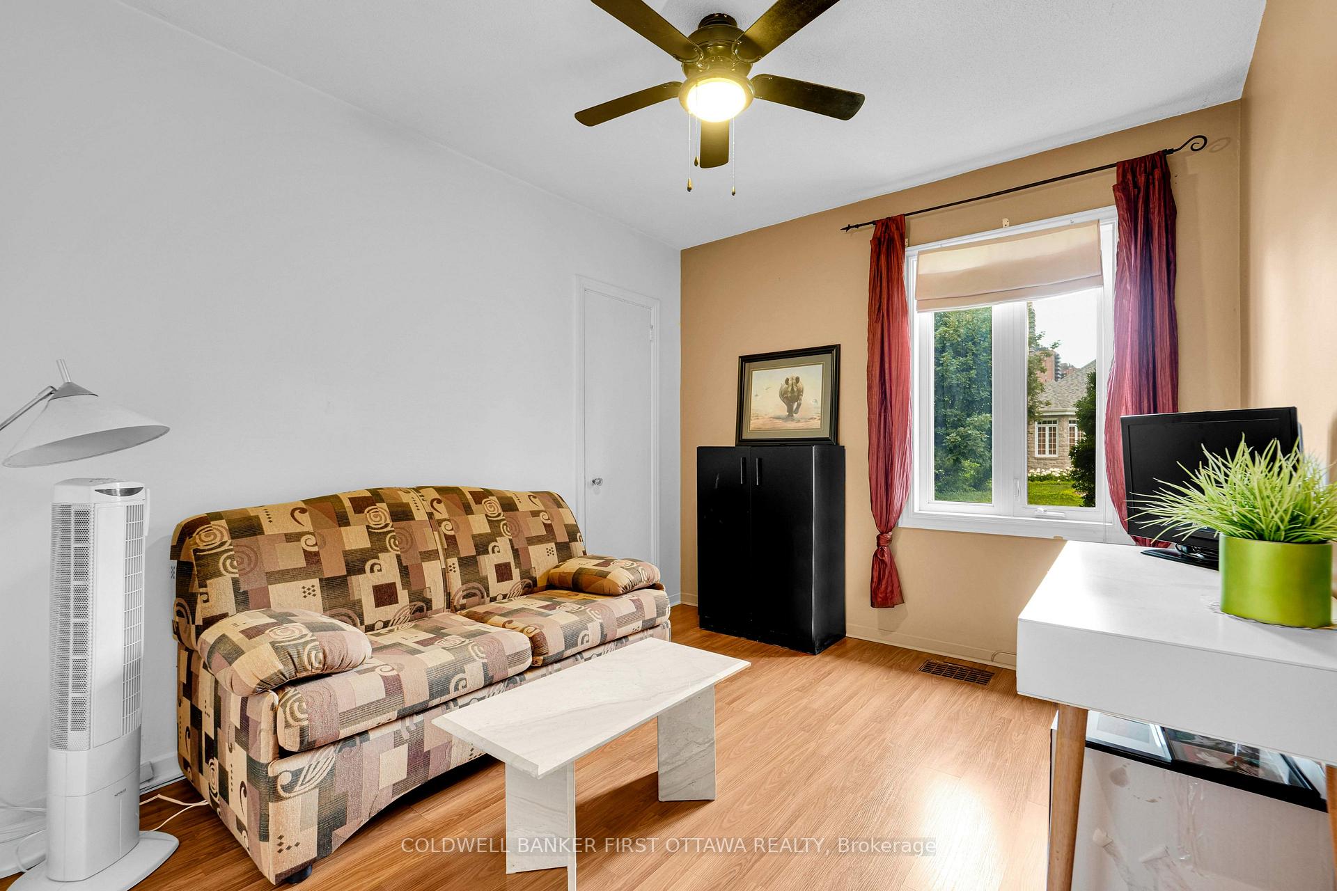 Photo 14 of 636 Malartic Avenue, Ottawa, Castle Heights — HOMEH