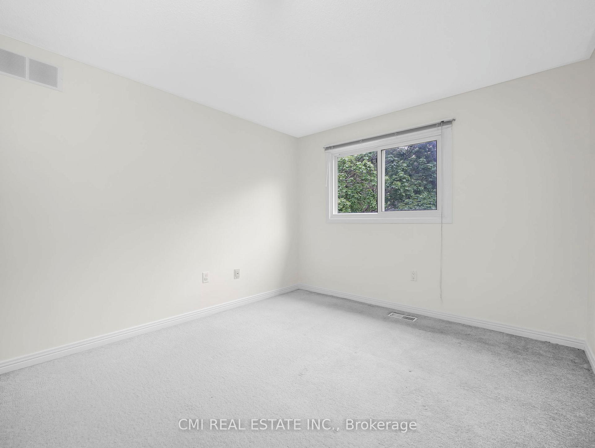 Photo 22 of Unit 24, 29 Paulander Drive, Kitchener, Victoria Hills — HOMEH