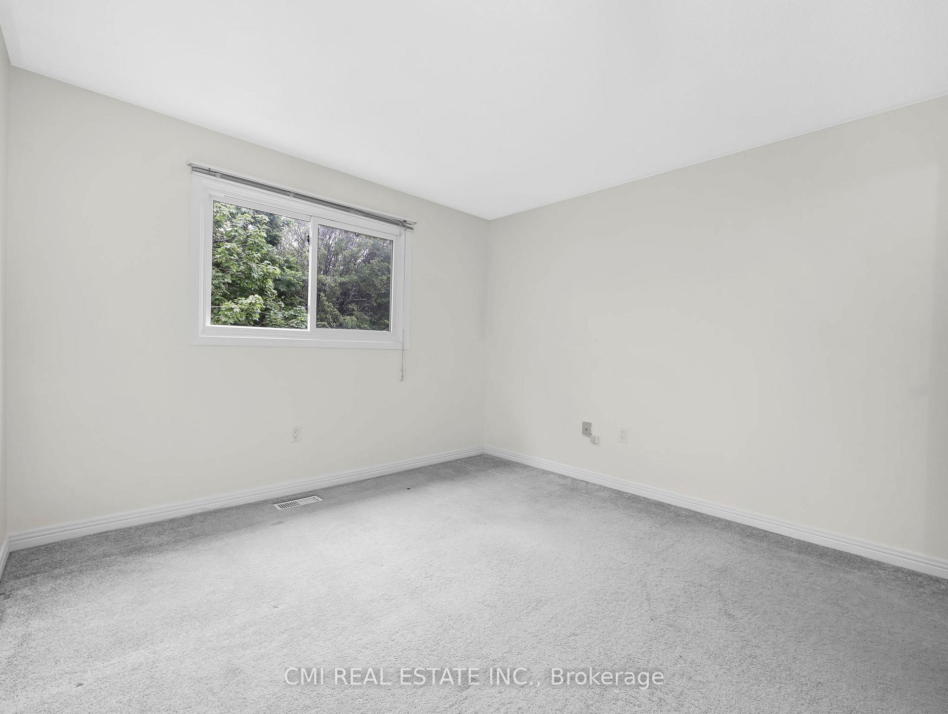 Photo 23 of Unit 24, 29 Paulander Drive, Kitchener, Victoria Hills — HOMEH
