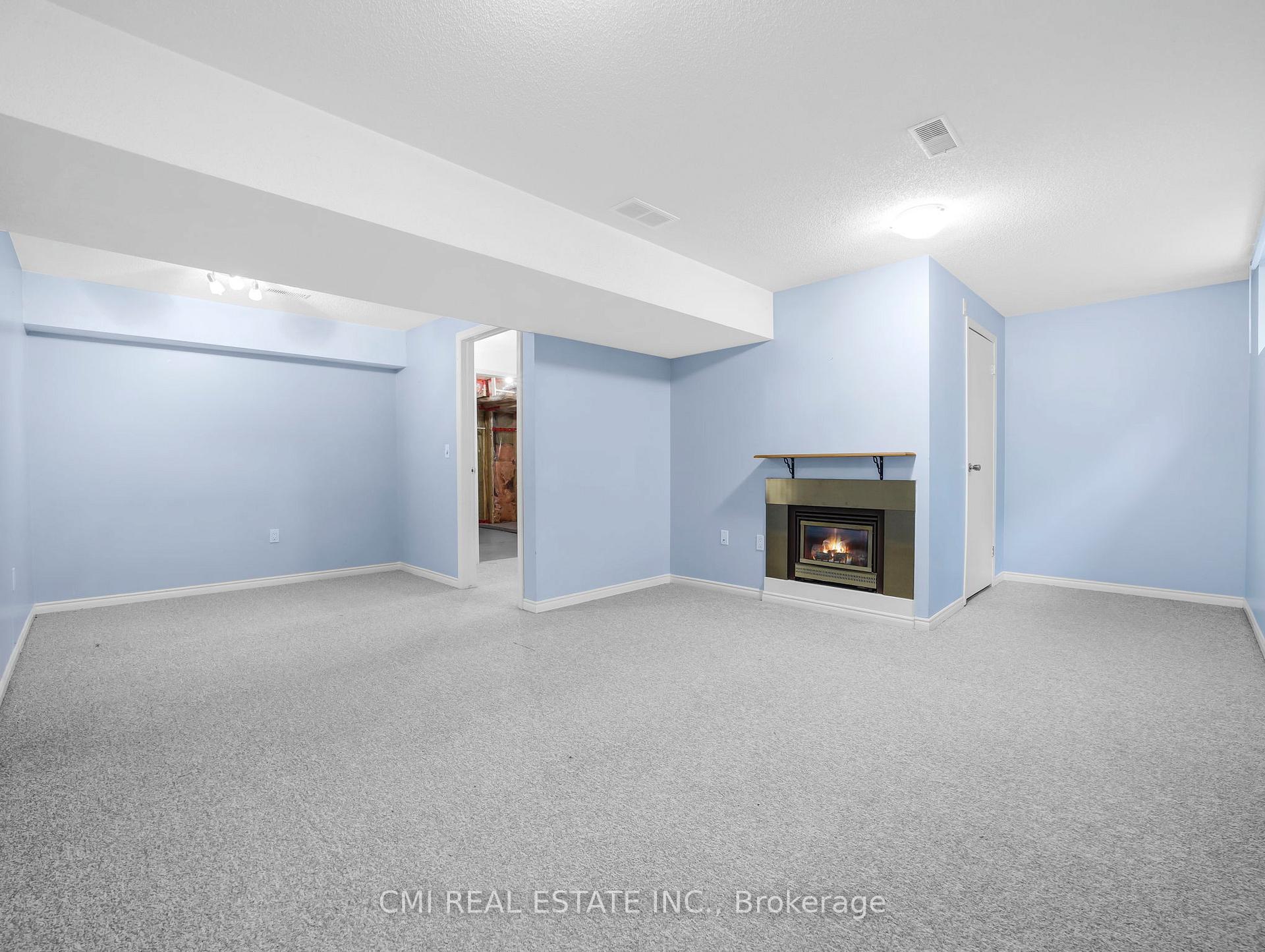 Photo 32 of Unit 24, 29 Paulander Drive, Kitchener, Victoria Hills — HOMEH