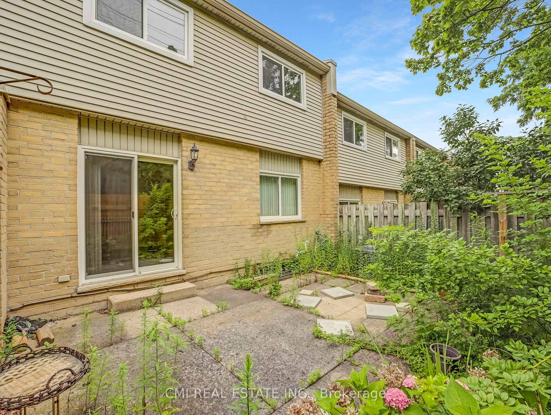 Photo 38 of Unit 24, 29 Paulander Drive, Kitchener, Victoria Hills — HOMEH