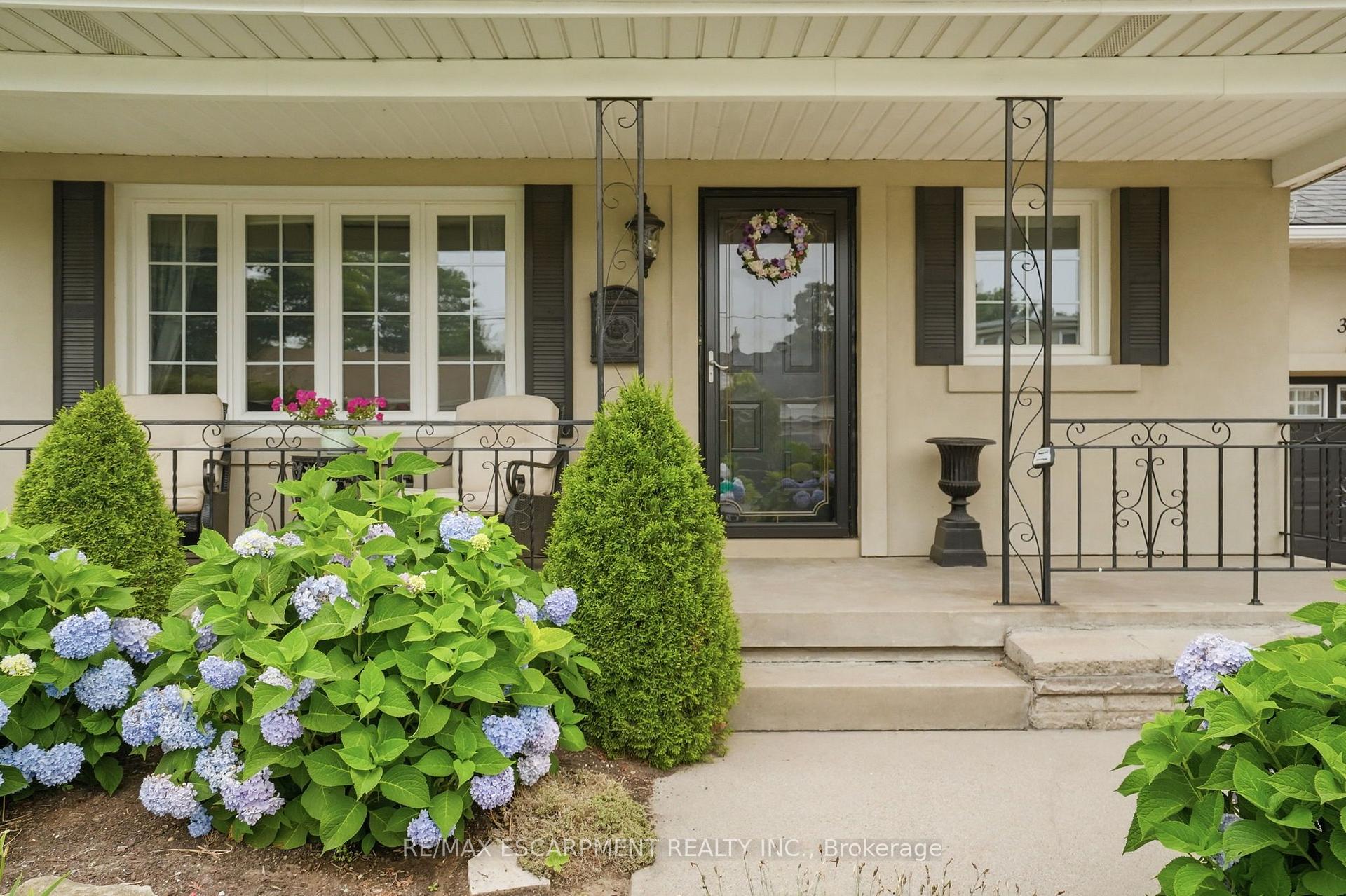Photo 5 of 344 East 36th Street, Hamilton, Macassa — HOMEH