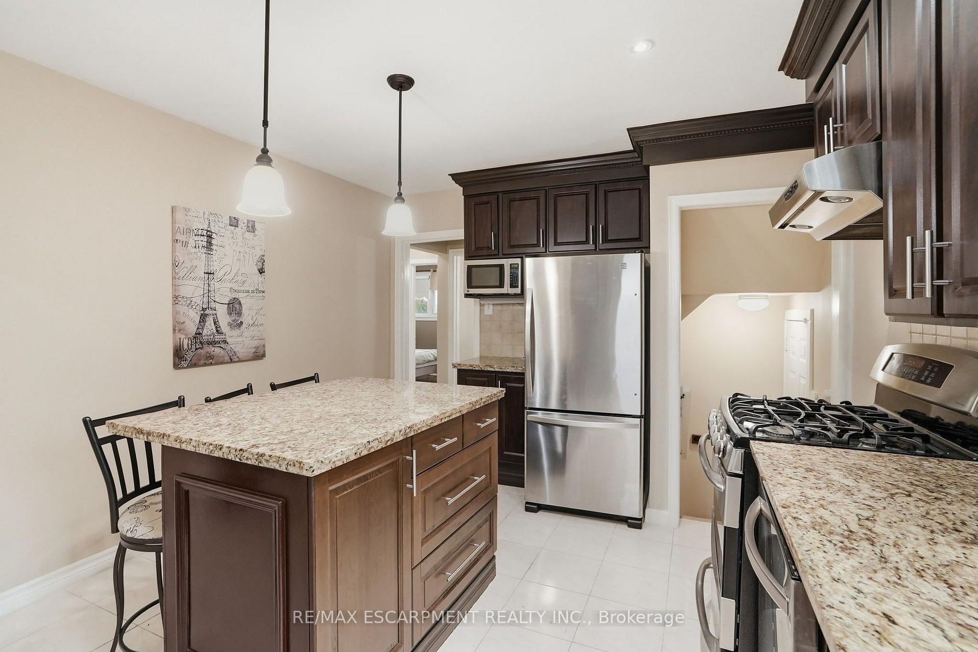 Photo 13 of 344 East 36th Street, Hamilton, Macassa — HOMEH