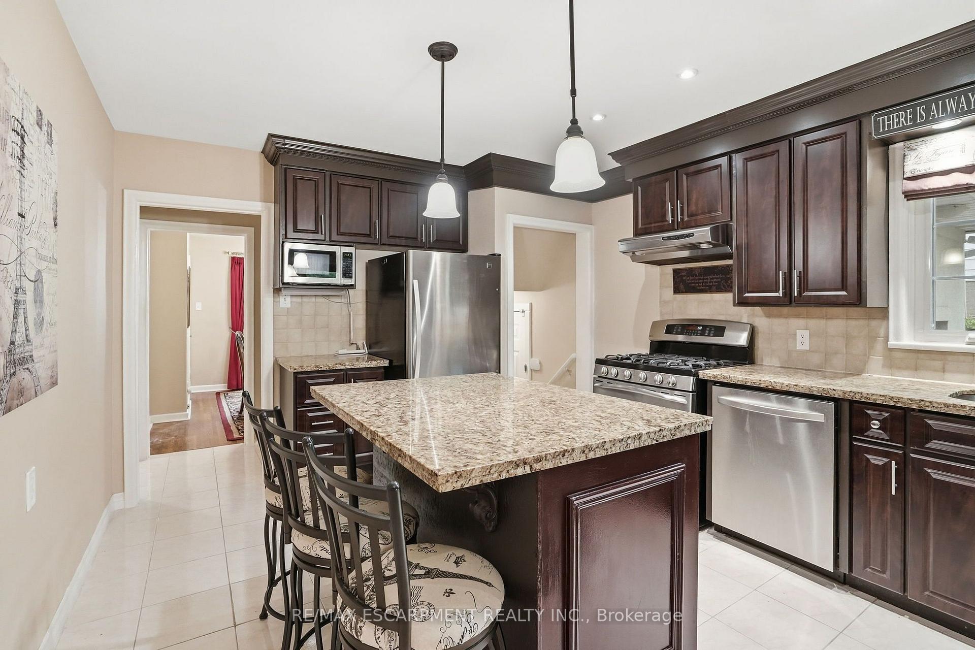 Photo 14 of 344 East 36th Street, Hamilton, Macassa — HOMEH