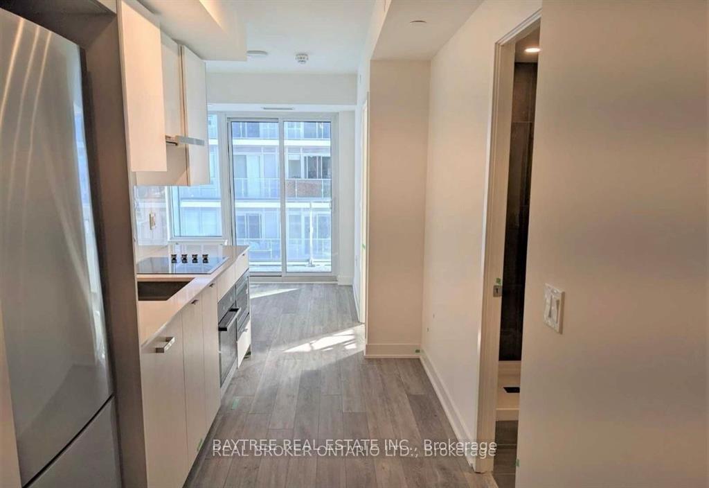 Front of Unit 3508, 99 Broadway Avenue