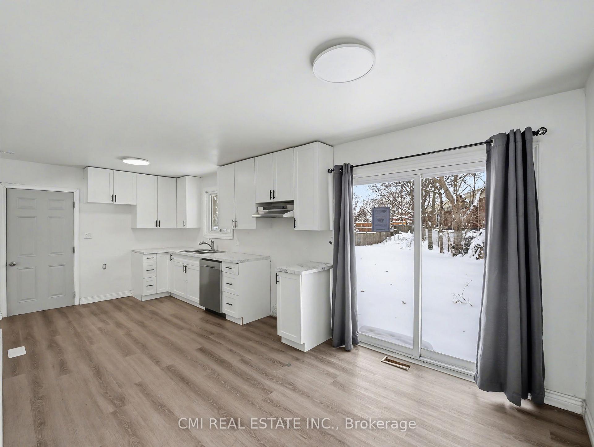 Photo of 4306 East Avenue
