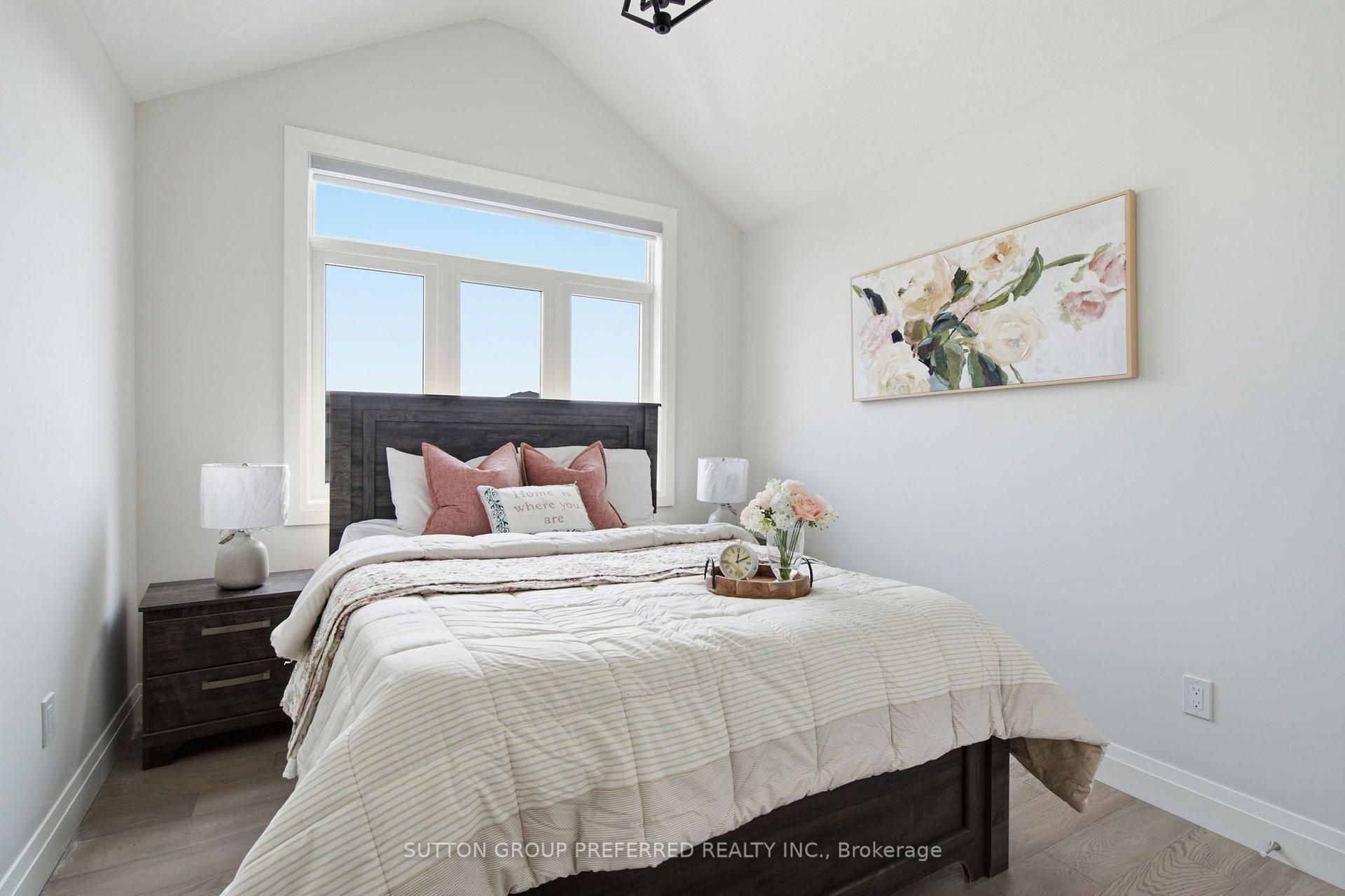 Photo 33 of 19 Kaiser Lane, Middlesex Centre, Kilworth — HOMEH
