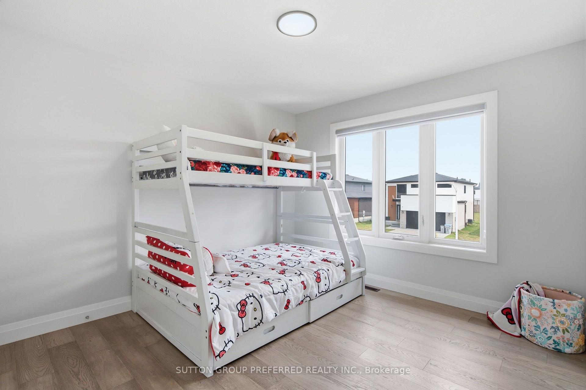 Photo 34 of 19 Kaiser Lane, Middlesex Centre, Kilworth — HOMEH